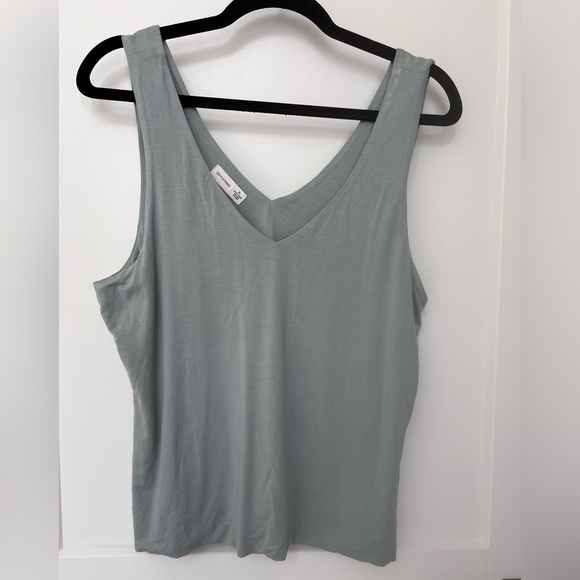 🩷🩷🩷SOLD!!🩷🩷🩷 GENTLE FAWN - NWOT - Starling V-Neck Tank - Seafoam - size XL - Picture 5 of 7